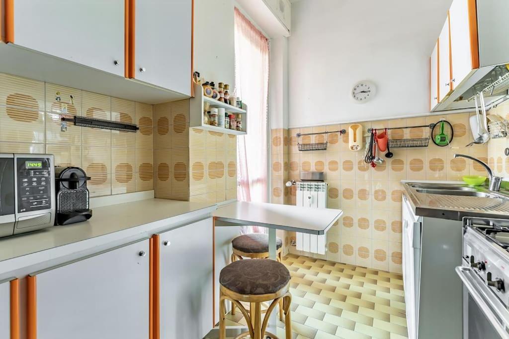 Attico Montiglio - Panorama-Wifi Apartment Collebeato ภายนอก รูปภาพ